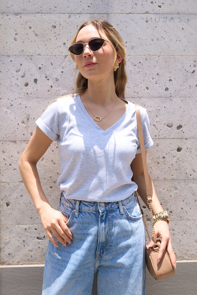 POLO ESENCIAL CLAUDIA - GRIS