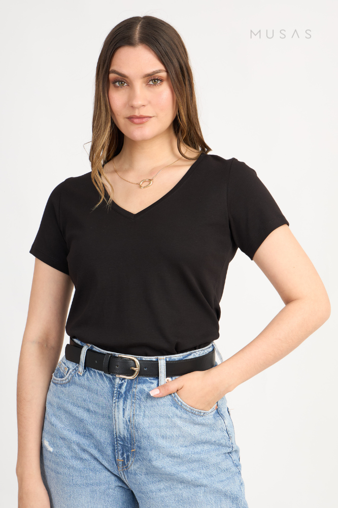 POLO ESENCIAL MICAELA - NEGRO