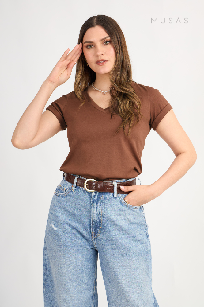 POLO ESENCIAL CLAUDIA  - CHOCOLATE
